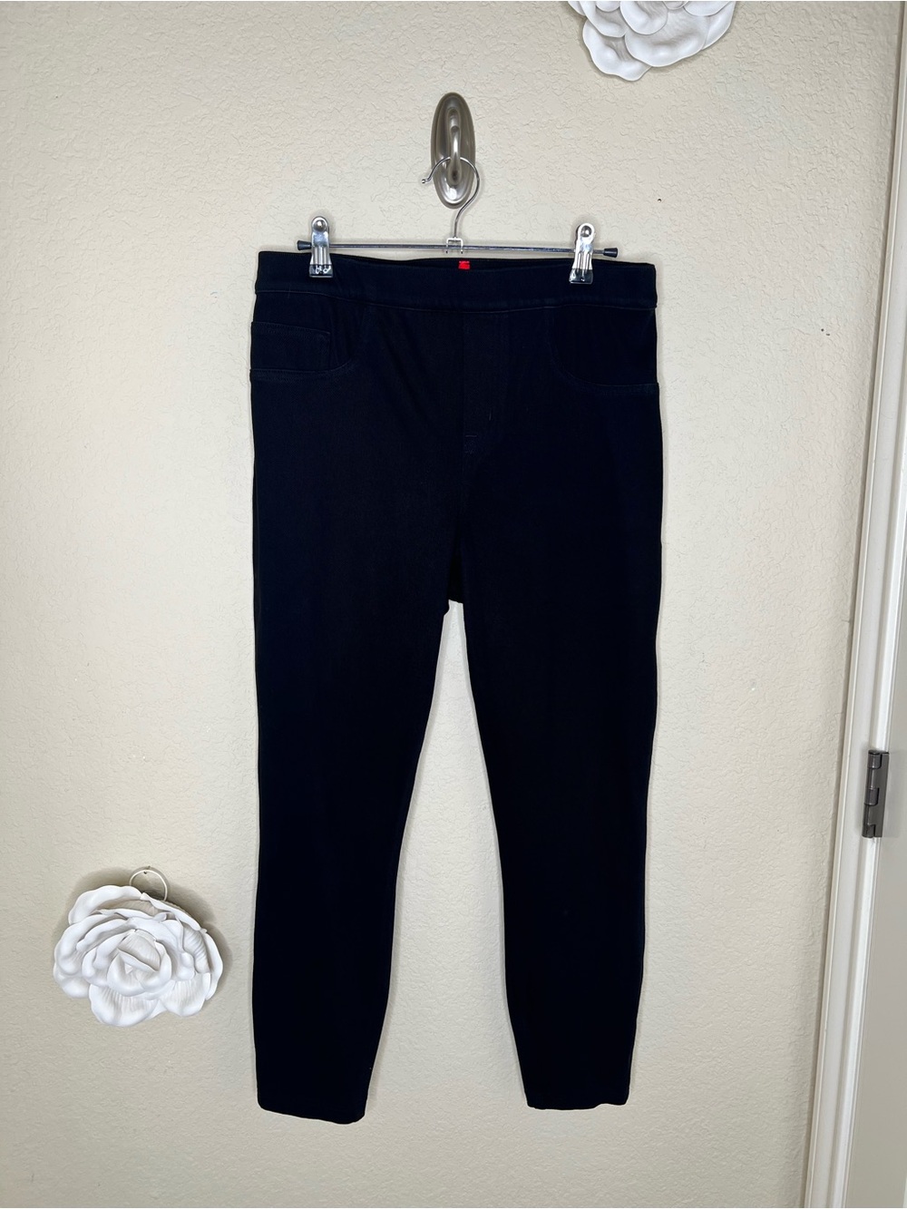 NTM: SPANX Jean-ish Black Ankle Leggings Pull On Skinny Jeggings L